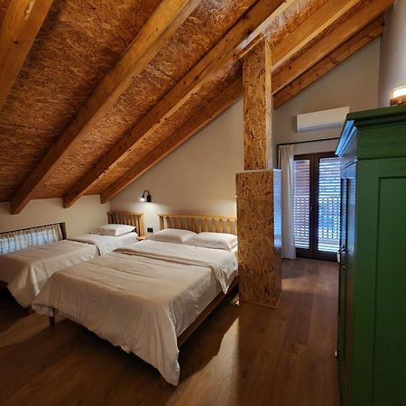 Guesthouse Te Avllia Këlcyra Kültér fotó
