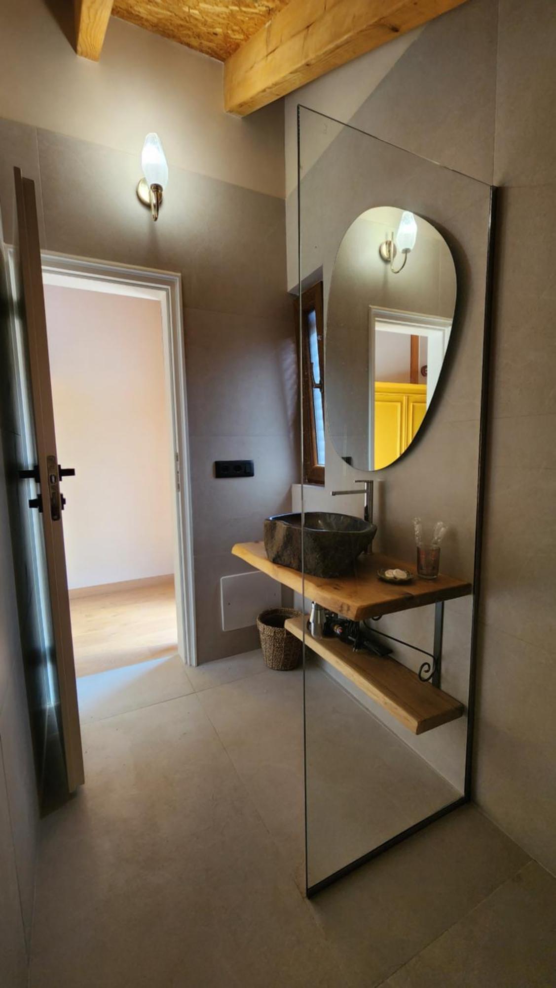 Guesthouse Te Avllia Këlcyra Kültér fotó